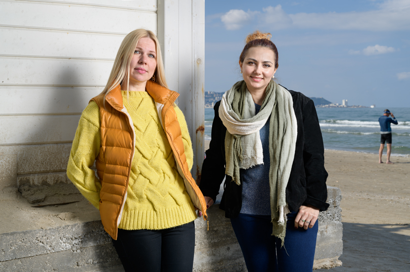 Maria & Oksana, Zvulun Beach, Kiryat Yam February 2019